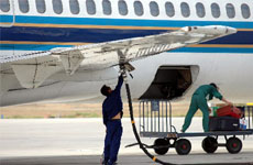 多家外航下調(diào)國(guó)際航燃油附加費(fèi)