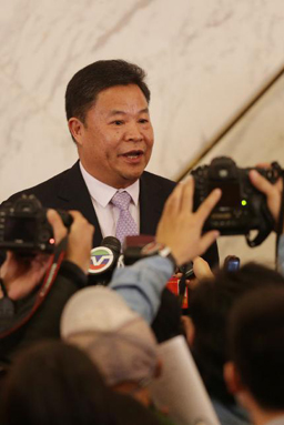 新聞，就是要搶！