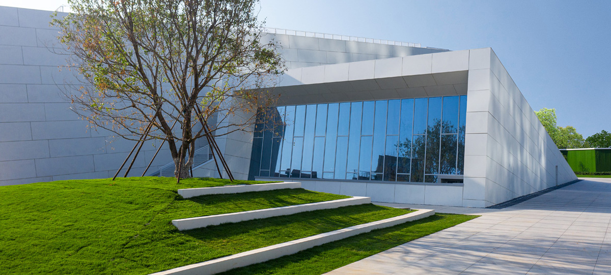 CBD將老的建筑利用，新的建筑營造并存，增加城市活力