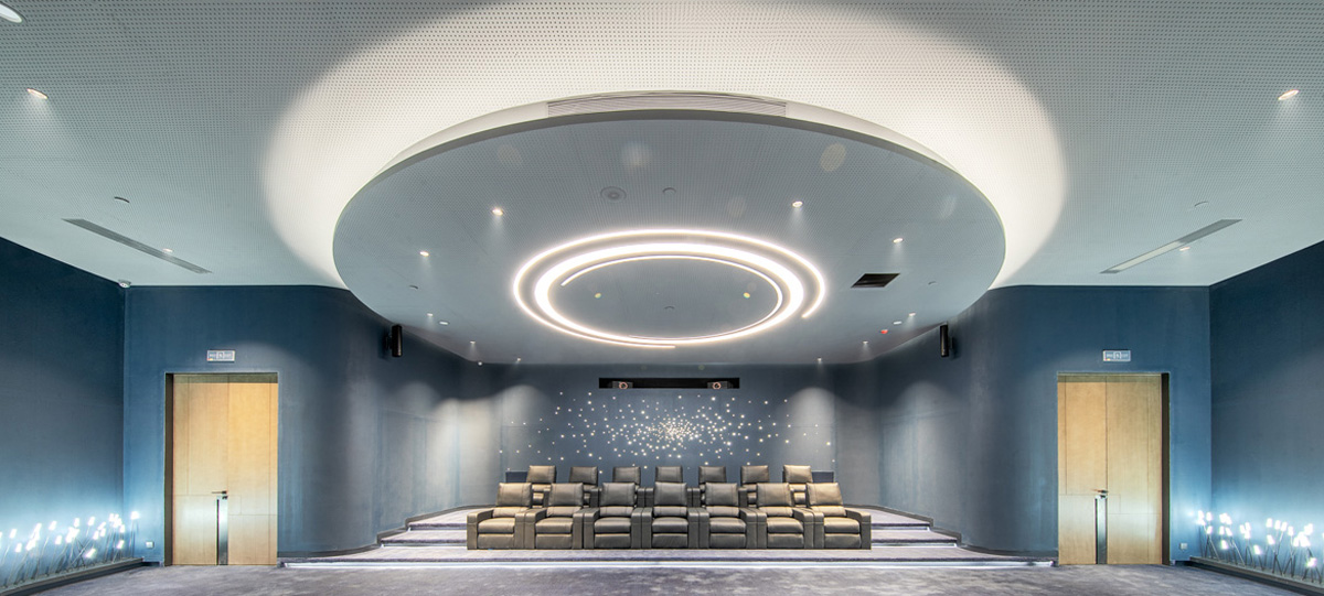 中央商務(wù)區(qū)的最中心位置，是融合城市文脈主題的文旅CBD