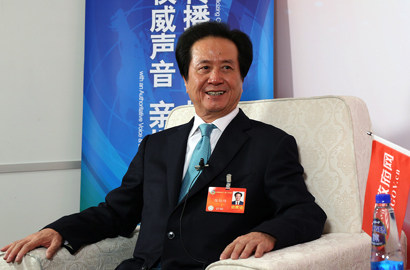 全國政協(xié)委員陳經(jīng)緯做客新華網(wǎng)、中國政府網(wǎng)兩會訪談