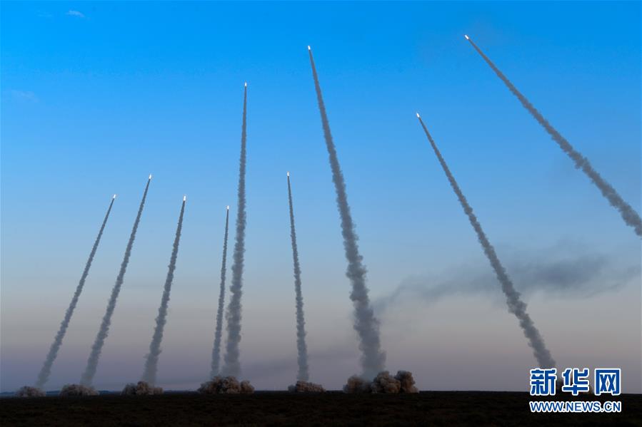 （圖文互動(dòng)）（2）中國(guó)軍隊(duì)2017：打造實(shí)戰(zhàn)化訓(xùn)練&ldquo;升級(jí)版&rdquo;