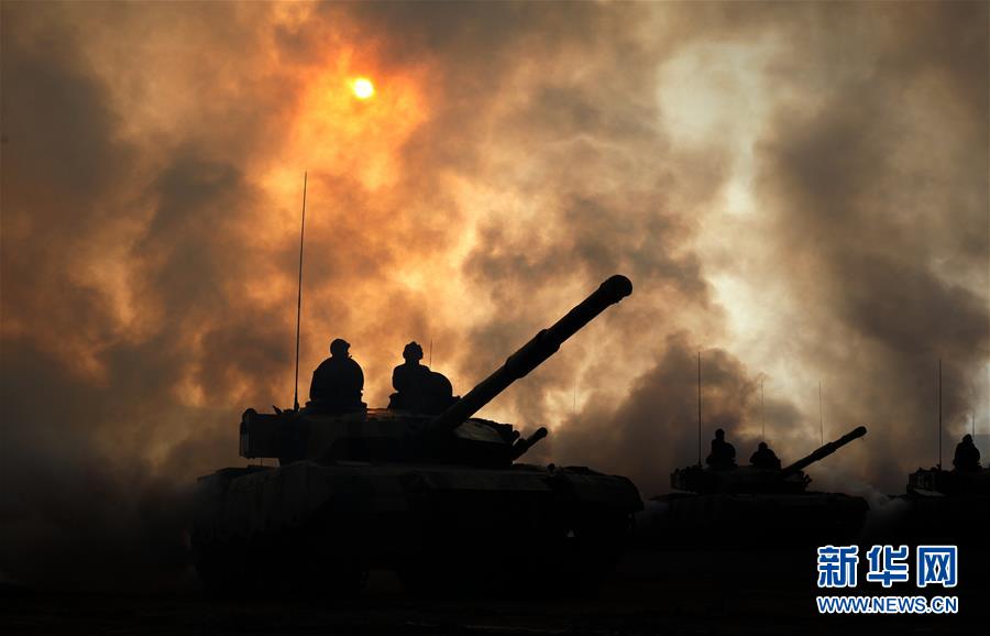 （新華全媒頭條·圖文互動(dòng)）（16）備戰(zhàn)踏上新起點(diǎn)，練兵展現(xiàn)新氣象——2018中國(guó)軍隊(duì)新年開(kāi)訓(xùn)全景大掃描