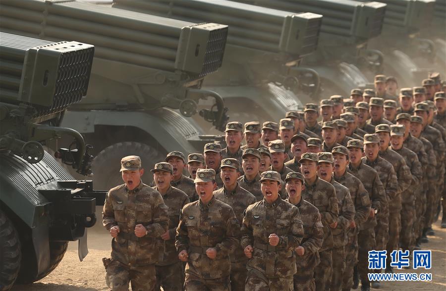 （新華全媒頭條·圖文互動(dòng)）（3）備戰(zhàn)踏上新起點(diǎn)，練兵展現(xiàn)新氣象——2018中國(guó)軍隊(duì)新年開(kāi)訓(xùn)全景大掃描