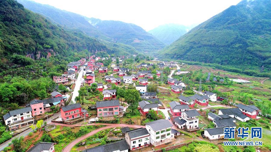 （新華全媒頭條·圖文互動）（4）赤水：別了，貧困！