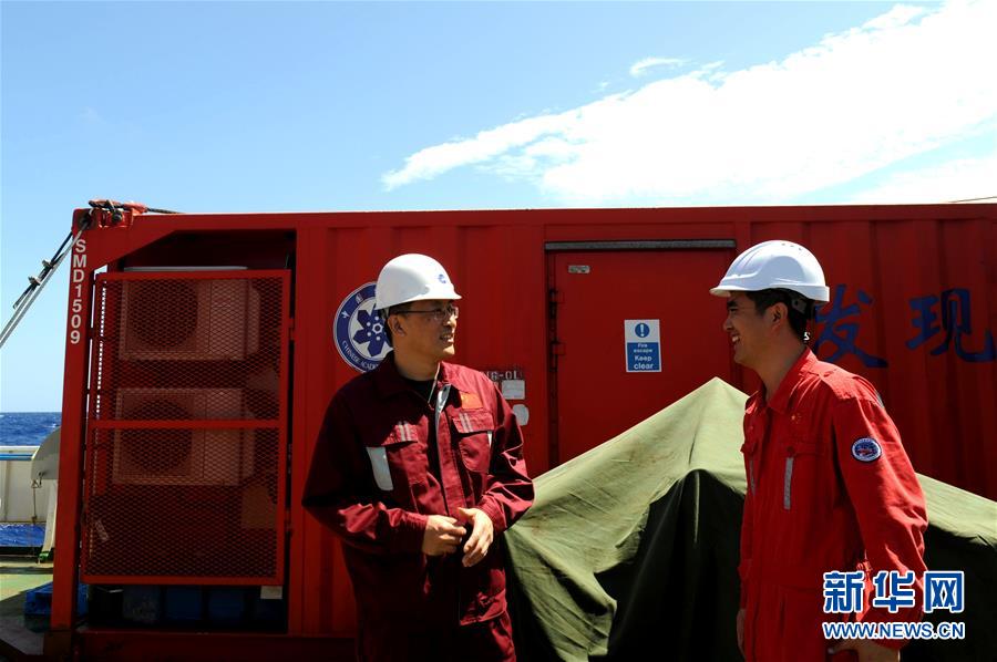 （圖文互動(dòng)）（1）專(zhuān)訪：海山如此多嬌，然而我們研究太少！——訪“科學(xué)”號(hào)麥哲倫海山科考航次首席科學(xué)家徐奎棟