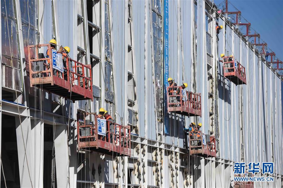 （新華全媒頭條&middot;圖文互動(dòng)）（4）奮進(jìn)新時(shí)代　建設(shè)雄安城&mdash;&mdash;以習(xí)近平同志為核心的黨中央謀劃指導(dǎo)《河北雄安新區(qū)規(guī)劃綱要》編制紀(jì)實(shí)