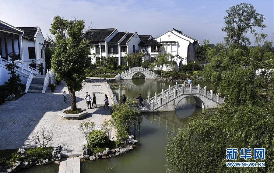 (美麗中國)(6)特色小鎮(zhèn)風(fēng)光美