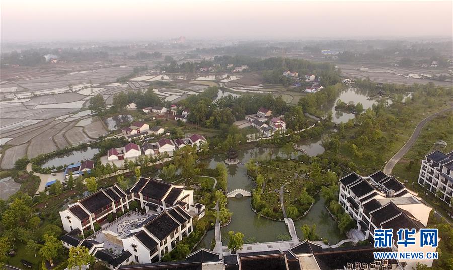 (美麗中國)(9)特色小鎮(zhèn)風(fēng)光美