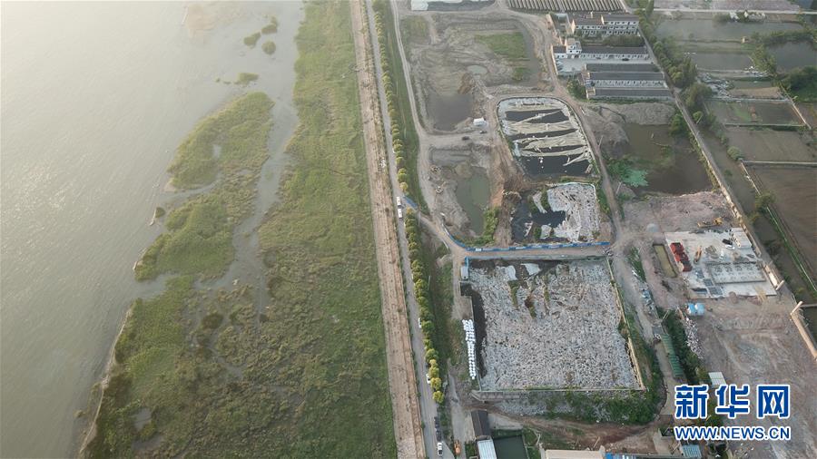 （圖文互動(dòng)）（2）環(huán)保督察&ldquo;回頭看&rdquo;點(diǎn)名批評(píng)江蘇泰興長(zhǎng)江邊傾倒污泥&ldquo;變本加厲&rdquo;