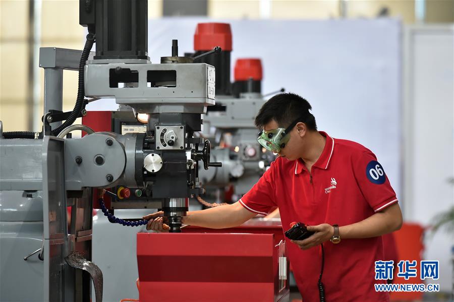 （新華全媒頭條&middot;圖文互動）（4）上下合力，聚力破障，開辟&ldquo;大國工匠&rdquo;建設新格局