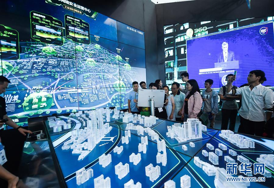 （大江奔流&mdash;&mdash;來自長江經(jīng)濟帶的報道&middot;新華全媒頭條&middot;圖文互動）（9）擘畫新時代中國發(fā)展新坐標&mdash;&mdash;深入推動長江經(jīng)濟帶發(fā)展述評