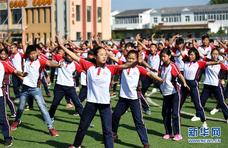 (壯闊東方潮 奮進(jìn)新時(shí)代——慶祝改革開放40年·圖文互動(dòng))(5)“人民的期盼就是改革的動(dòng)力”——“大包干”帶頭人寄語改革