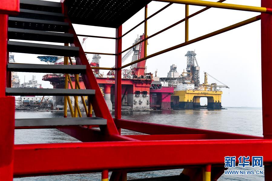 (百城百縣百企調(diào)研行·圖文互動(dòng))(9)“藍(lán)鯨1號(hào)”從這里駛出——山東煙臺(tái)崛起制造業(yè)高地