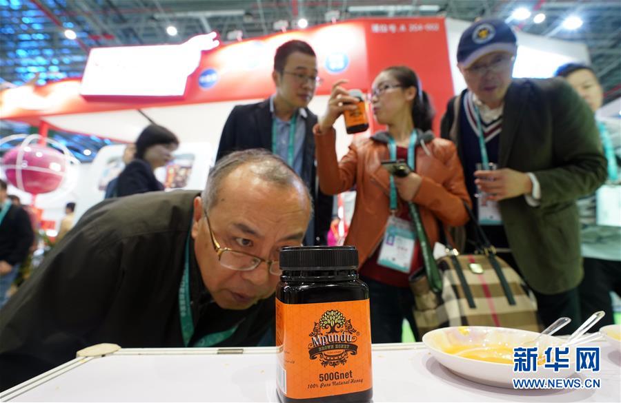 （在習近平新時代中國特色社會主義思想指引下&middot;慶祝改革開放40周年&middot;開放發(fā)展）（新華全媒頭條&middot;圖文互動）（6）開放中國：大門越開越大 道路越走越寬