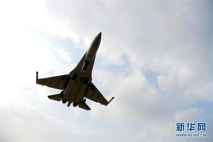 （圖文互動）（3）&ldquo;南疆利劍&rdquo;守衛(wèi)壯美空天&mdash;&mdash;空軍航空兵某旅矢志改革強軍記事