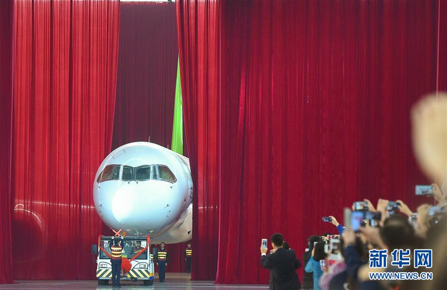 （新華全媒頭條&middot;壯闊歷程40年系列述評(píng)&middot;圖文互動(dòng)）（3）風(fēng)雨砥礪 壯麗史詩(shī)&mdash;&mdash;從改革開放40年看中國(guó)奇跡