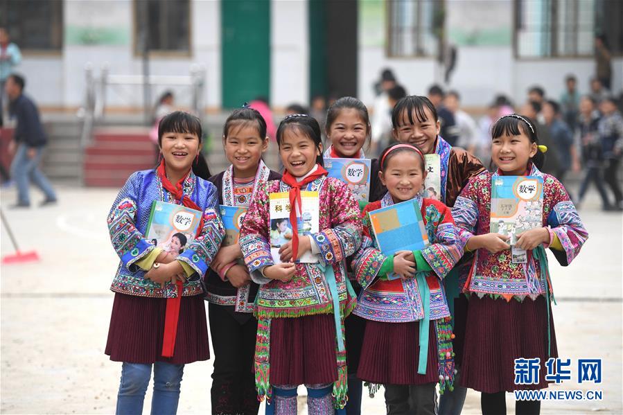 （輝煌60年&middot;壯美新廣西&middot;圖文互動(dòng)）（7）攜手描繪八桂大地上的美麗畫卷&mdash;&mdash;寫在廣西壯族自治區(qū)成立60周年之際