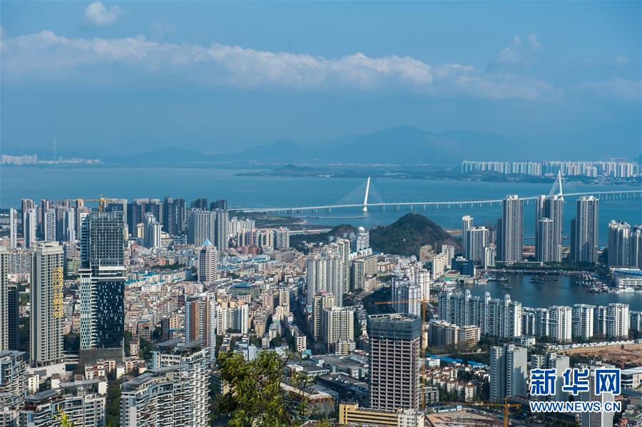 (百城百縣百企調(diào)研行·圖文互動(dòng))(3)以蛇口精神書(shū)寫(xiě)新的春天故事——招商局改革開(kāi)放40年歷程回眸