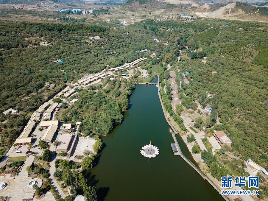 （新華全媒頭條·圖文互動）（10）領航！向著高質量發(fā)展堅定前行——以習近平同志為核心的黨中央引領中國經濟發(fā)展述評