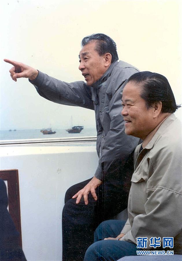 （新華全媒頭條·圖文互動(dòng)）（3）在時(shí)代大潮中書(shū)寫時(shí)代傳奇——致敬百名改革先鋒 