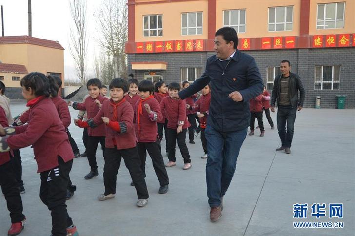 （改革先鋒風(fēng)采&middot;圖文互動(dòng)）（2）庫爾班&middot;尼亞孜：民族團(tuán)結(jié)進(jìn)步的踐行者