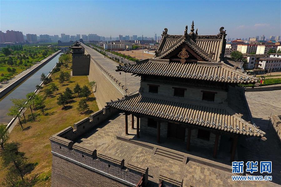 （在習(xí)近平新時(shí)代中國(guó)特色社會(huì)主義思想指引下&mdash;&mdash;新時(shí)代新作為新篇章&middot;圖文互動(dòng)）（5）煤都之藍(lán) 大同大不同