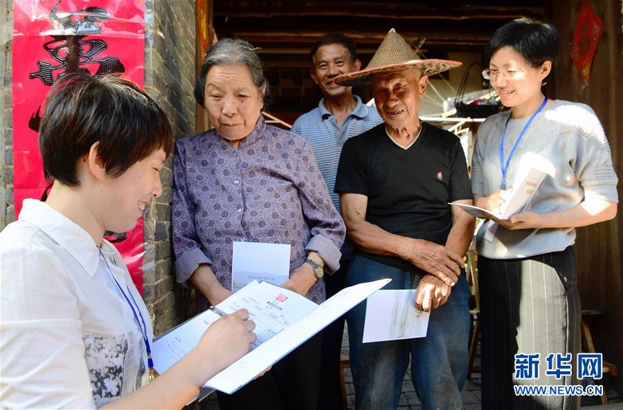 （全面深化改革這五年&middot;圖文互動(dòng)）（2）推進(jìn)偉大工程 鍛造堅(jiān)強(qiáng)核心&mdash;&mdash;十八屆三中全會(huì)以來(lái)全面深化黨建領(lǐng)域改革綜述