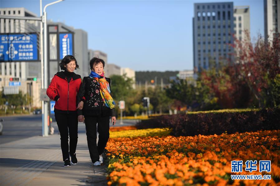 （新華全媒頭條&middot;圖文互動）（1）&ldquo;英雄之妻&rdquo;，為愛堅守19年