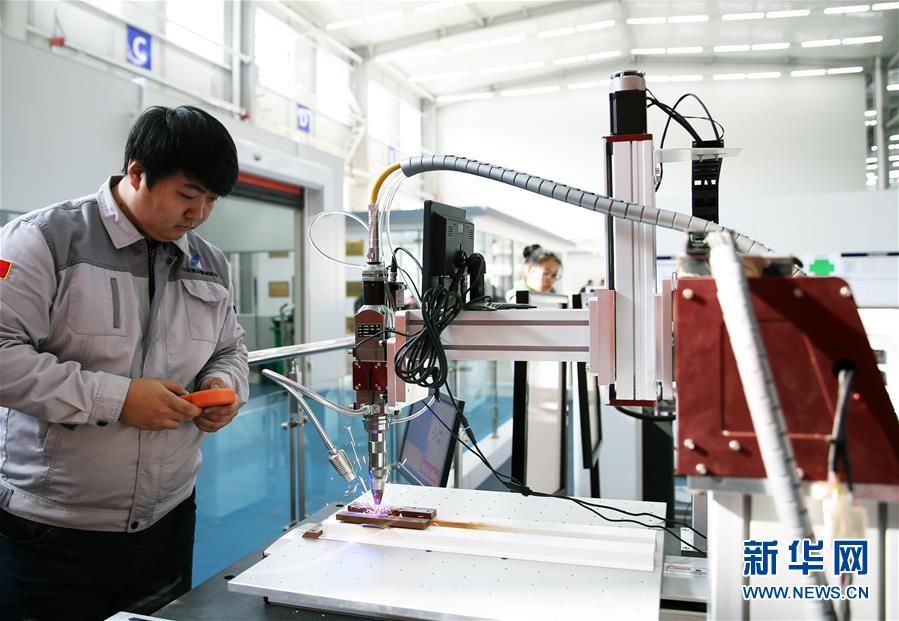 （新華全媒頭條·圖文互動(dòng)）（5）聚焦高質(zhì)量，躍上新臺(tái)階——新年開局看中國經(jīng)濟(jì)信心和潛力