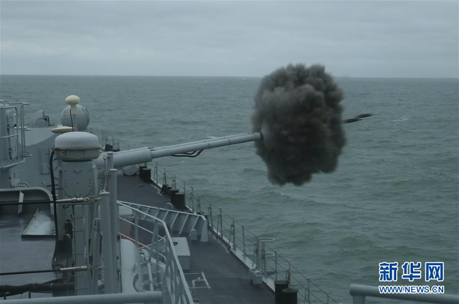 (新華全媒頭條·圖文互動)(1)向祖國報告:我在戰(zhàn)位守萬家團圓——解放軍和武警部隊新春佳節(jié)備戰(zhàn)執(zhí)勤記事