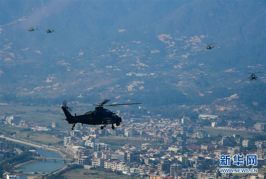 (新華全媒頭條·圖文互動)(2)向祖國報告:我在戰(zhàn)位守萬家團圓——解放軍和武警部隊新春佳節(jié)備戰(zhàn)執(zhí)勤記事
