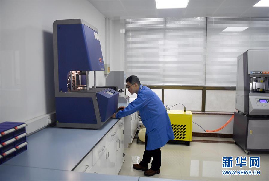 (新華全媒頭條·圖文互動)(4)沖寒先已笑東風(fēng)——新春浙江民營企業(yè)走訪實錄