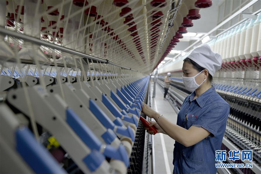 （新華全媒頭條·迎接兩會(huì)特別報(bào)道·圖文互動(dòng)）（4）奮進(jìn)，向著第一個(gè)百年奮斗目標(biāo)——寫(xiě)在2019年全國(guó)兩會(huì)召開(kāi)之際