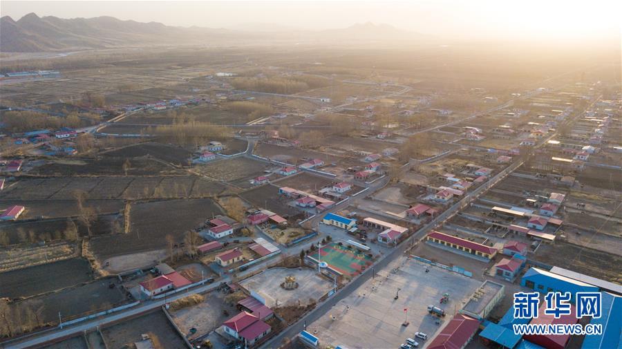 （壯麗70年&middot;奮斗新時(shí)代&middot;圖文互動(dòng)）（4）情同一家，守望相助，共奔小康&mdash;&mdash;內(nèi)蒙古興安盟巴彥敖包嘎查民族團(tuán)結(jié)見聞