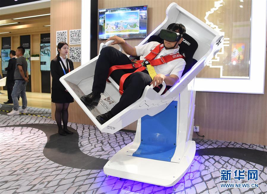 （在習(xí)近平新時(shí)代中國(guó)特色社會(huì)主義思想指引下&mdash;&mdash;新時(shí)代新作為新篇章&middot;圖文互動(dòng)）（1）與中國(guó)服務(wù)貿(mào)易共成長(zhǎng)&mdash;&mdash;&ldquo;多會(huì)合一&rdquo;京交會(huì)開啟中國(guó)服貿(mào)&ldquo;新大門&rdquo;