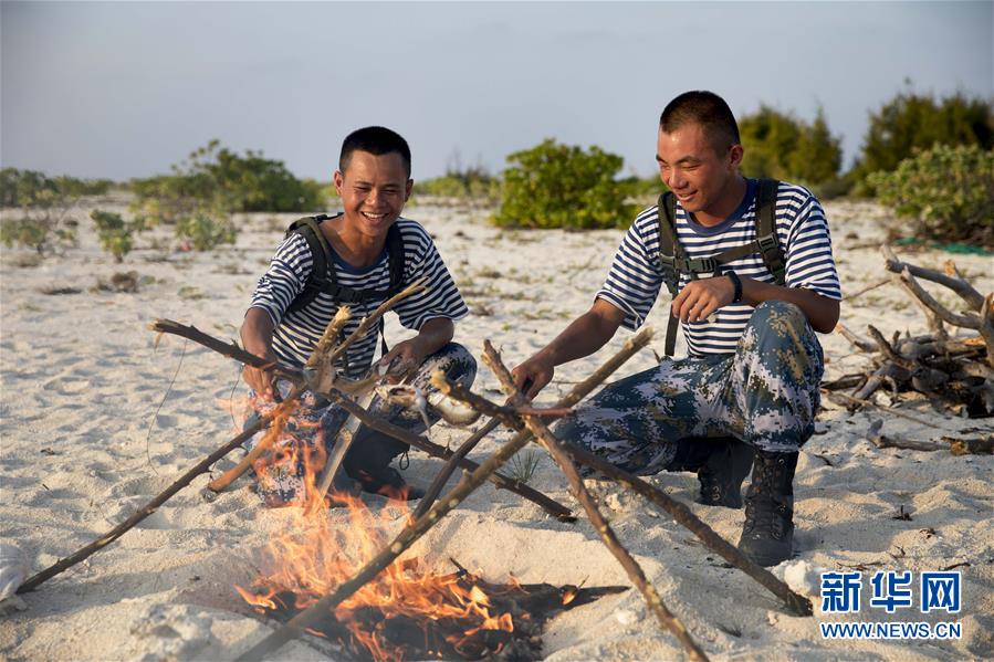 （壯麗70年&middot;奮斗新時代&middot;新華全媒頭條&middot;圖文互動）（10）&ldquo;你在我的航程上，我在你的視線里&rdquo;&mdash;&mdash;走進海軍西沙中建島官兵的五彩世界
