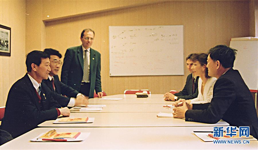 （新華全媒頭條&middot;時(shí)代先鋒&middot;圖文互動(dòng)）（12）傳奇的英雄 無悔的忠誠&mdash;&mdash;記刑偵痕跡檢驗(yàn)專家崔道植