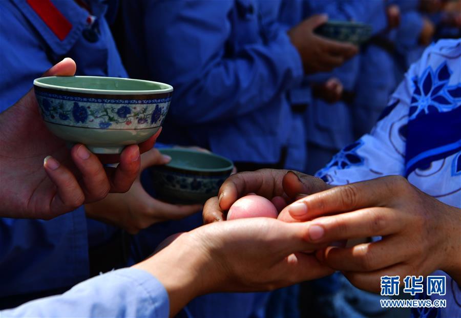 （新華全媒頭條&middot;不忘初心、牢記使命&mdash;&mdash;記者再走長征路&middot;圖文互動）（4）風(fēng)展紅旗如畫&mdash;&mdash;來自長征出發(fā)地長汀、寧化的紅色信仰報(bào)告 