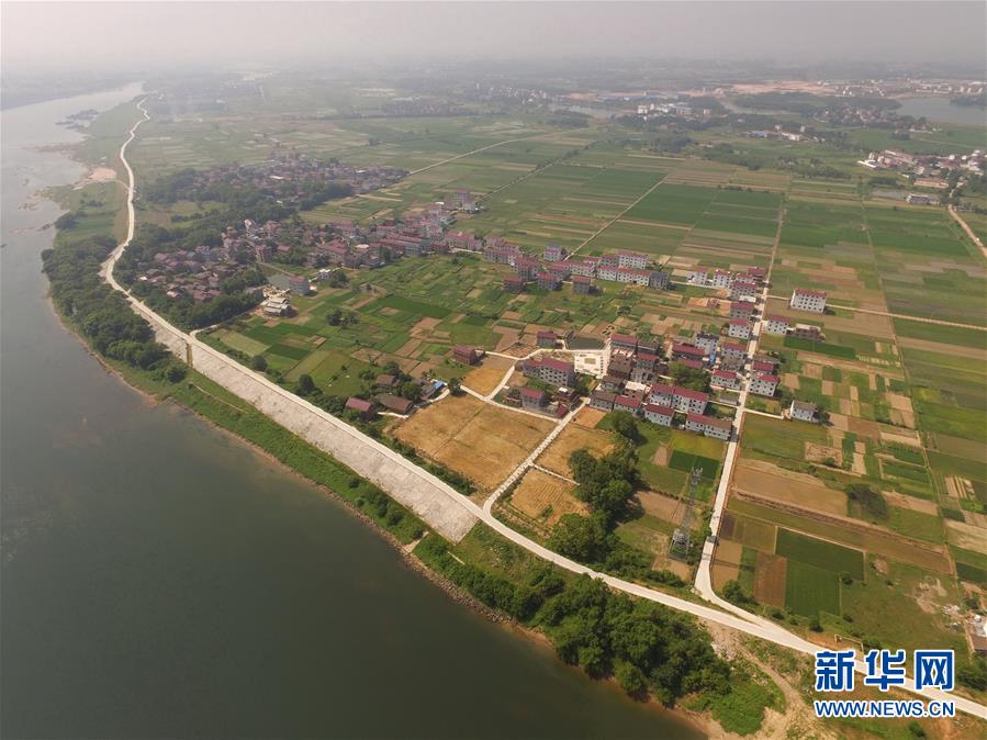 （新華全媒頭條&middot;壯麗70年&middot;奮斗新時(shí)代&mdash;&mdash;共和國(guó)發(fā)展成就巡禮&middot;圖文互動(dòng)）（8）不渝的初心 壯麗的答卷&mdash;&mdash;革命老區(qū)江西70年發(fā)展巡禮