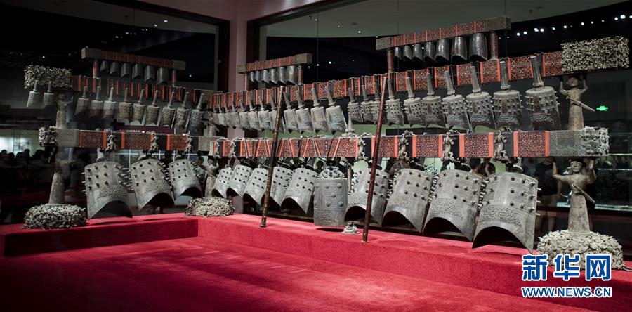 （新華調(diào)查&middot;新中國考古重大發(fā)現(xiàn)&middot;圖文互動）（1）&ldquo;音樂寶藏&rdquo;曾侯乙墓：&ldquo;爆款&rdquo;的中華文明悅耳之音 