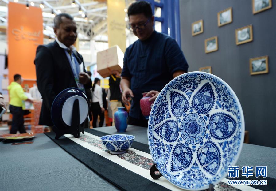 （新華全媒頭條&middot;圖文互動(dòng)）（15）舟舶繼路辟新天　商使交屬煥新顏&mdash;&mdash;寫在第四屆中阿博覽會(huì)開(kāi)幕之際