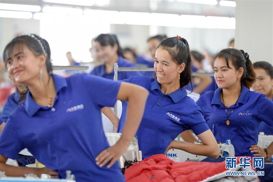 （決戰(zhàn)決勝脫貧攻堅(jiān)&middot;圖文互動）（3）&ldquo;她力量&rdquo;托起南疆脫貧攻堅(jiān)&ldquo;新引擎&rdquo;