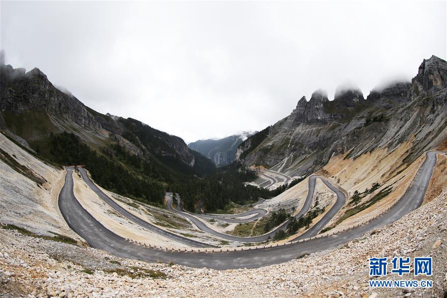 (新華全媒頭條·決戰(zhàn)決勝脫貧攻堅·圖文互動)(6)為了人與自然和諧共生——云南“三江并流”地區(qū)決戰(zhàn)精準脫貧的“生態(tài)畫卷”