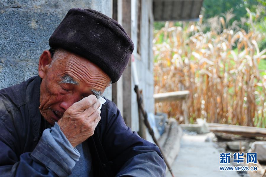 （新華全媒頭條&middot;圖文互動(dòng)）（2）永不歸來的&ldquo;戰(zhàn)士&rdquo;&mdash;&mdash;追記倒在脫貧攻堅(jiān)一線的貴州沿河縣駐村第一書記文偉紅