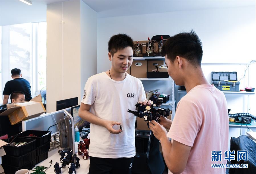 （在習近平新時代中國特色社會主義思想指引下&mdash;&mdash;新時代新作為新篇章&middot;總書記關(guān)切開放事&middot;圖文互動）（1）以開放作楫 揚創(chuàng)新之帆&mdash;&mdash;深圳&ldquo;先行示范&rdquo;再啟航