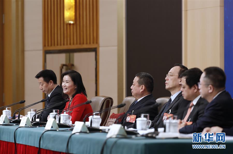 （兩會(huì)&middot;XHDW）（8）政協(xié)委員談優(yōu)化營(yíng)商環(huán)境、促進(jìn)民營(yíng)經(jīng)濟(jì)高質(zhì)量發(fā)展