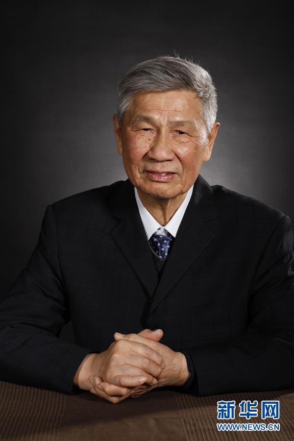 （今日關(guān)注·科技獎(jiǎng)勵(lì)大會(huì)·圖文互動(dòng)）（1）曾慶存：勇攀氣象科學(xué)之巔，他讓天氣預(yù)報(bào)越來(lái)越精準(zhǔn)