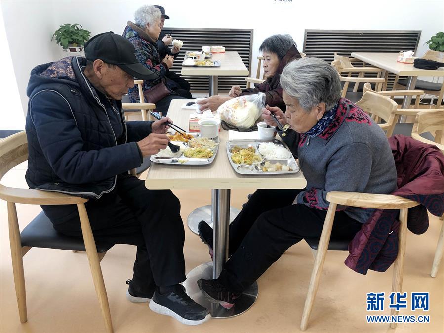 （四中全會精神在基層&middot;圖文互動）撬動社會力量，青海西寧打造養(yǎng)老高地惠民生