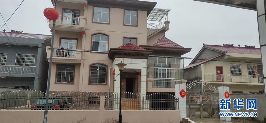 （聚焦疫情防控&middot;圖文互動(dòng)）（1）從武漢返鄉(xiāng)的一家人：&ldquo;鄰里情割不斷，自行隔離是義務(wù)&rdquo;